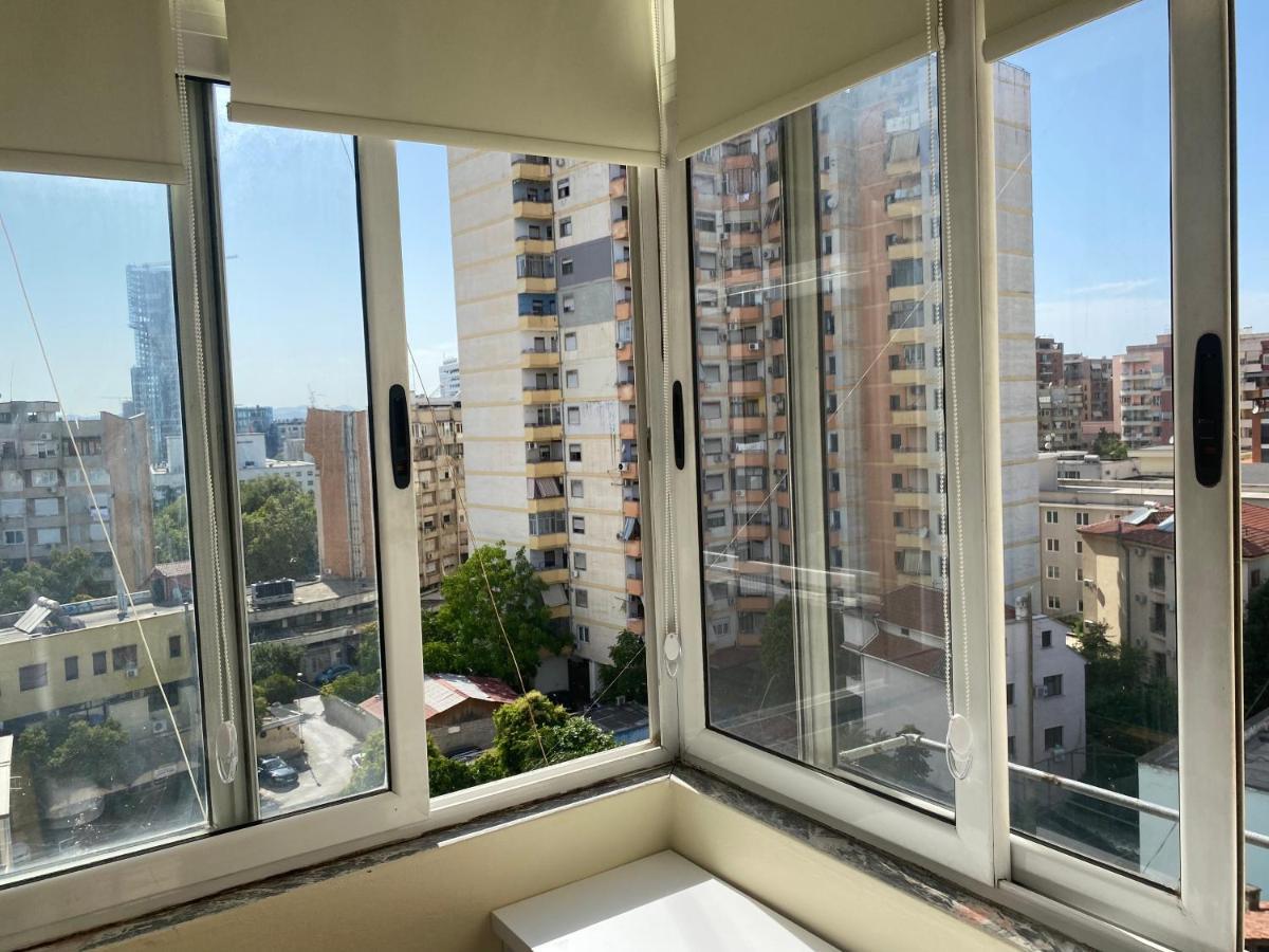 Evis House Appartement Tirana Buitenkant foto